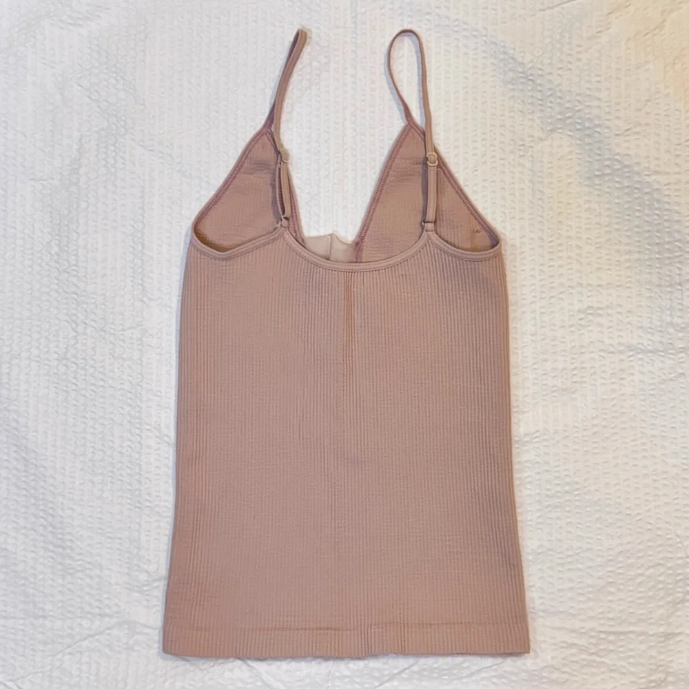 Free People Intimately Ribbed Deep V Tank Camisole Nude Blush Size S/M - Picture 2 of 3